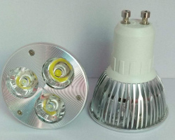 FOCO DICROICO GU-10 CÁLIDO 110 VOLTS 3 WATTS